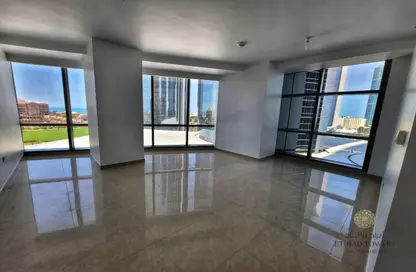 Empty Room image for: Apartment - 1 Bedroom - 2 Bathrooms for rent in Etihad Tower 2 - Etihad Towers - Corniche Road - Abu Dhabi, Image 1