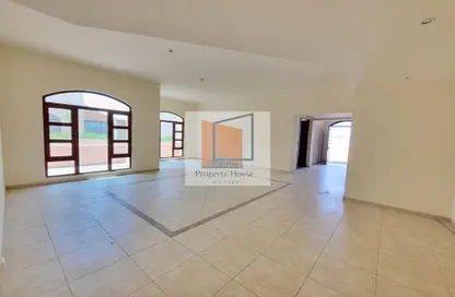 Empty Room image for: Villa - 3 Bedrooms - 4 Bathrooms for rent in Sas Al Nakheel Village - Sas Al Nakheel - Abu Dhabi, Image 1