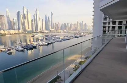 Apartment - 3 Bedrooms - 4 Bathrooms for rent in Palace Beach Residence - EMAAR Beachfront - Dubai Harbour - Dubai