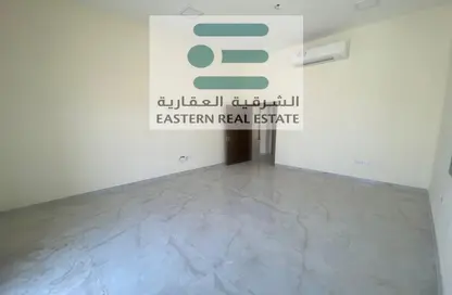 فيلا - 4 غرف نوم - 6 حمامات للايجار في مدينة الرياض - أبوظبي