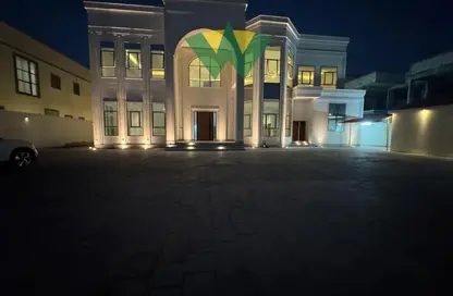 Villa - 7 Bedrooms - 7+ Bathrooms for rent in Madinat Al Riyad - Abu Dhabi