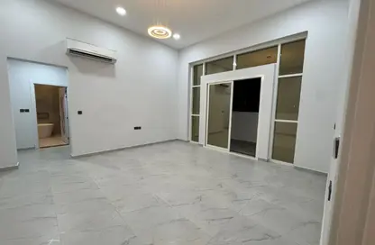 شقة - غرفة نوم - 1 حمام للايجار في مدينة الرياض - أبوظبي شقة - غرفة نوم - 1 حمام للايجار في مدينة الرياض - أبوظبي