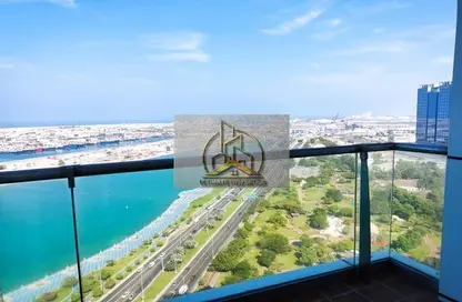 شقة - 2 غرف نوم - 4 حمامات للايجار في شارع الكورنيش - أبوظبي
