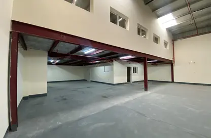 Warehouse - Studio - 1 Bathroom for rent in Wadi AL AIN 1 - Al Noud - Al Ain