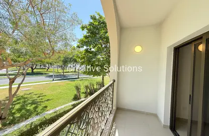 Apartment - 2 Bedrooms - 2 Bathrooms for rent in The Gardens Buildings - The Gardens - Dubai