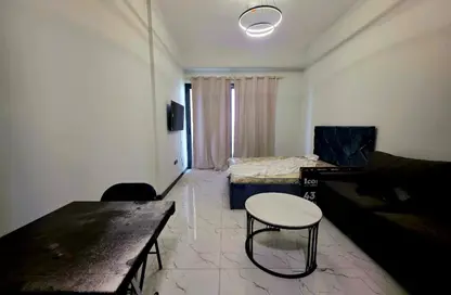 Apartment - Studio - 1 Bathroom for rent in Rukan Tower B - Rukan Tower - Dubai Land - Dubai