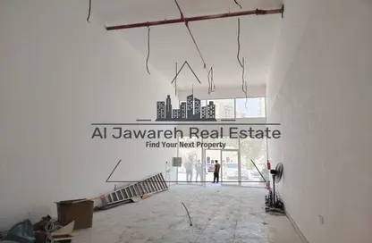 Shop - Studio - 1 Bathroom for rent in Al Rashidiya Towers - Al Rashidiya - Ajman Downtown - Ajman