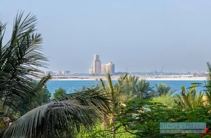 شقة - غرفة نوم - 2 حمامات للايجار في باب البحر - جزيرة المرجان - رأس الخيمة