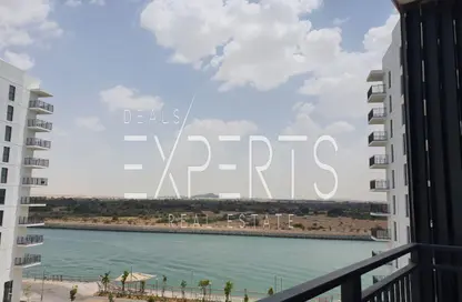 Apartment - 1 Bedroom - 1 Bathroom for rent in Waters Edge - Yas Island - Abu Dhabi