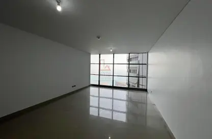 Apartment - 1 Bedroom - 1 Bathroom for rent in Etihad Tower 5 - Etihad Towers - Corniche Road - Abu Dhabi