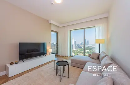 Living Room image for: Apartment - 2 Bedrooms - 2 Bathrooms for sale in Downtown Views II Tower 2 - Downtown Views II - Downtown Dubai - Dubai, Image 1