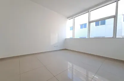 Apartment - 1 Bedroom - 1 Bathroom for rent in Al Nahda Complex - Al Nahda - Sharjah