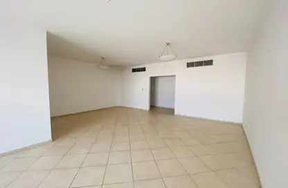 Apartment - 3 Bedrooms - 3 Bathrooms for rent in Al Nabba - Sharjah