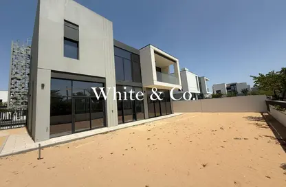 Villa - 5 Bedrooms - 6 Bathrooms for rent in Murooj Al Furjan - Al Furjan - Dubai