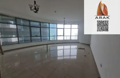 شقة - 3 غرف نوم - 4 حمامات للايجار في برج كونكر - شارع الشيخ مكتوم بن راشد - عجمان