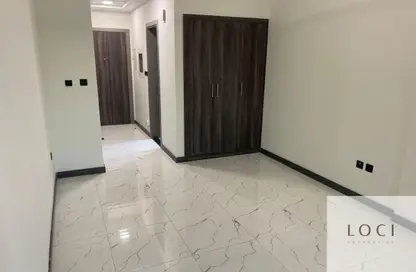 شقة - 1 حمام للايجار في برج روكان B - برج روكان - روكان - دبي لاند - دبي