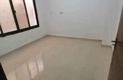 شقة - غرفة نوم - 1 حمام للايجار في بناية المرور - شارع سلطان بن زايد الاول - منطقة المرور - أبوظبي