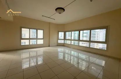 Apartment - 2 Bedrooms - 3 Bathrooms for rent in Al Majaz 1 - Al Majaz - Sharjah Apartment - 2 Bedrooms - 3 Bathrooms for rent in Al Majaz 1 - Al Majaz - Sharjah