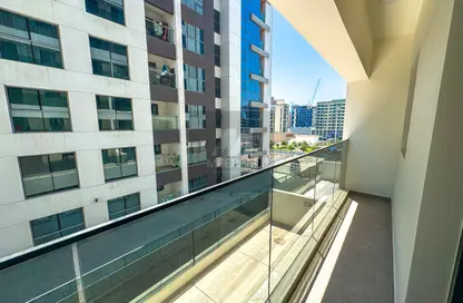 Apartment - 1 Bedroom - 2 Bathrooms for rent in Jumeirah Garden City - Al Satwa - Dubai