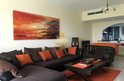 Living Room image for: Apartment - 1 Bedroom - 2 Bathrooms for sale in Grand Horizon 1 - Grand Horizon - Dubai Sports City - Dubai, Image 1
