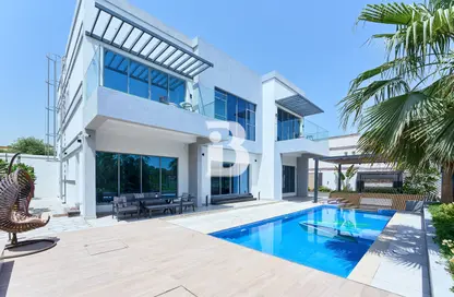 Villa - 4 Bedrooms - 5 Bathrooms for sale in Jumeirah Park Homes - Jumeirah Park - Dubai