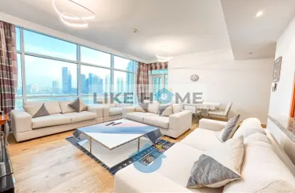 Living Room image for: Apartment - 2 Bedrooms - 3 Bathrooms for rent in MAG 218 - Dubai Marina - Dubai, Image 1