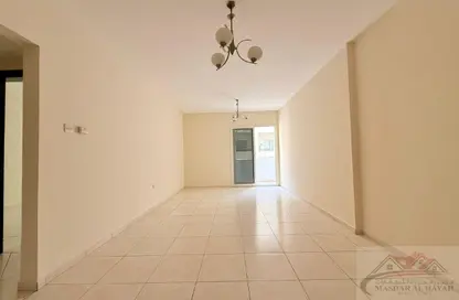 Apartment - 3 Bedrooms - 3 Bathrooms for rent in Al Nahda Residential Complex - Al Nahda - Sharjah