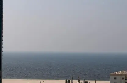 Apartment - 1 Bedroom - 2 Bathrooms for rent in Ajman Corniche Residences - Ajman Corniche Road - Ajman