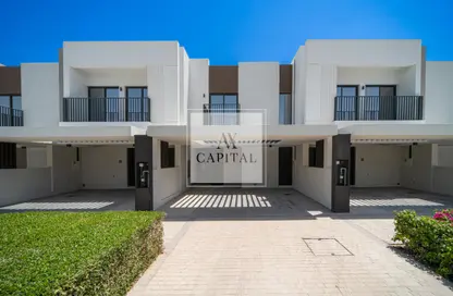 Villa - 3 Bedrooms - 4 Bathrooms for sale in Greenviews 2 - EMAAR South - Dubai South (Dubai World Central) - Dubai