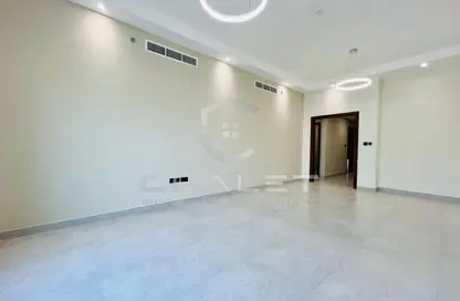 شقة - 2 غرف نوم - 3 حمامات للايجار في مساكن نادين 2 - مساكن نادين - الفرجان - دبي