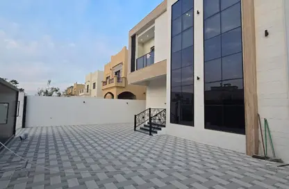 فيلا - 5 غرف نوم - 7 حمامات للبيع في 1 المويهات - المويهات - عجمان