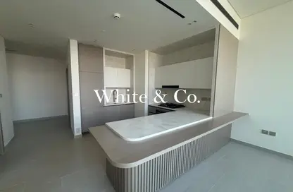 شقة - غرفة نوم - 2 حمامات للايجار في بن غاطي رويال - منطقة 18 - قرية الجميرا سركل - دبي شقة - غرفة نوم - 2 حمامات للايجار في بن غاطي رويال - منطقة 18 - قرية الجميرا سركل - دبي