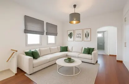 Villa - 5 Bedrooms - 5 Bathrooms for rent in Meadows 7 - Meadows - Dubai