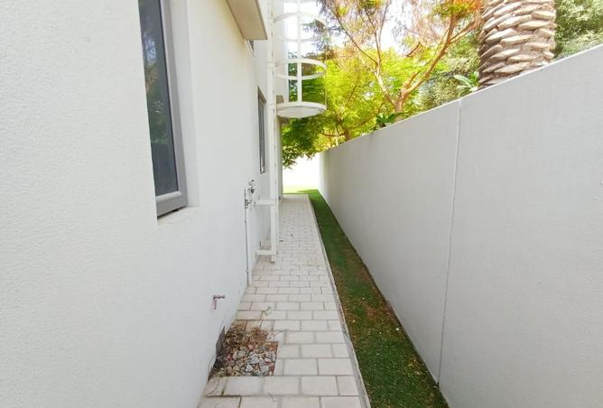 15418965 - Property Image 3