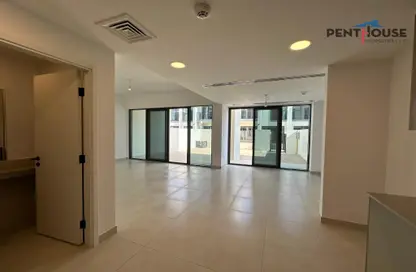 Townhouse - 3 Bedrooms - 3 Bathrooms for rent in Shams Townhouses - Town Square - Dubai
