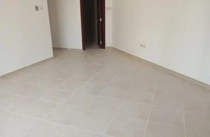 Apartment - 1 Bedroom - 2 Bathrooms for rent in Al Shafar Tower - Barsha Heights (Tecom) - Dubai