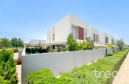 Villa - 4 Bedrooms - 4 Bathrooms for sale in Amaranta - Villanova - Dubai Land - Dubai