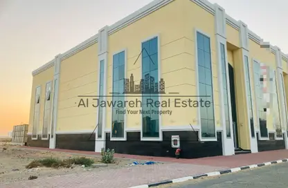 Business Centre - Studio - 4 Bathrooms for rent in Umm Dir - Umm Al Quwain Business Centre - Studio - 4 Bathrooms for rent in Umm Dir - Umm Al Quwain