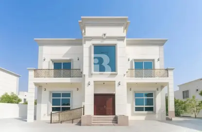 Villa - 5 Bedrooms - 7 Bathrooms for rent in Nad Al Sheba Gardens - Nad Al Sheba 1 - Nad Al Sheba - Dubai