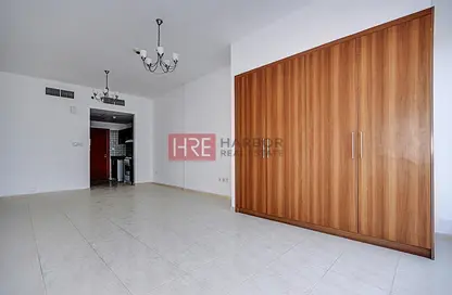 شقة - 1 حمام للايجار في سكاي كورتس تاور B - أبراج سكاي كورتس - دبي لاند - دبي