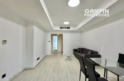Villa - 2 Bedrooms - 3 Bathrooms for rent in Springs 8 - The Springs - Dubai