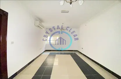Empty Room image for: Apartment - 1 Bedroom - 2 Bathrooms for rent in Al Khabisi - Al Ain, Image 1