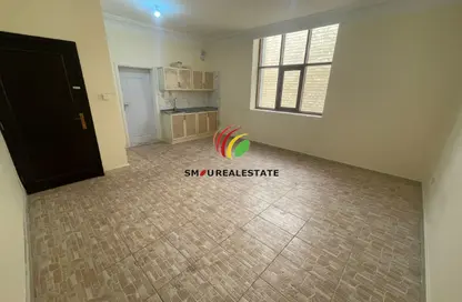 Apartment - Studio - 1 Bathroom for rent in Hadbat Al Zafranah - Muroor Area - Abu Dhabi