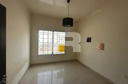Apartment - 1 Bedroom - 2 Bathrooms for rent in Sunshine Building - Mankhool - Bur Dubai - Dubai