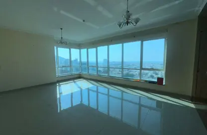 Apartment - 3 Bedrooms - 4 Bathrooms for sale in Al Muhannad Tower - Al Majaz - Sharjah