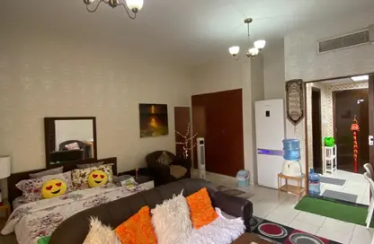 Apartment - Studio - 1 Bathroom for rent in S10 - Spain Cluster - International City - Dubai