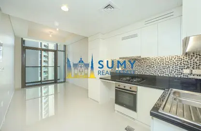 Kitchen image for: Apartment - 1 Bedroom - 2 Bathrooms for rent in Aykon City - Business Bay - Dubai, Image 1