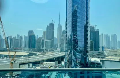 شقة - غرفة نوم - 2 حمامات للايجار في الخليج التجاري - دبي