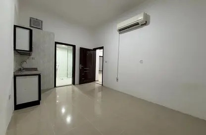 Villa - Studio - 1 Bathroom for rent in Muroor Area - Abu Dhabi