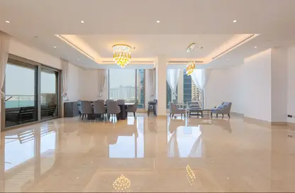 Apartment - 4 Bedrooms - 4 Bathrooms for rent in Palm Jumeirah - Dubai